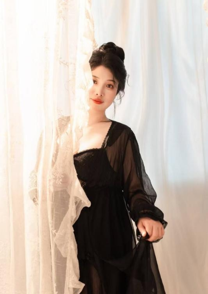 东郊骚货大胸少妇
