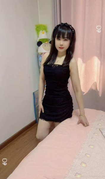 河东娇小少妇