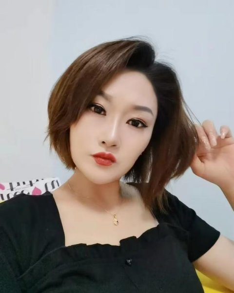 气质舌吻少妇