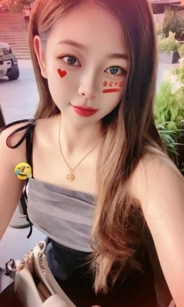 大胸女友系小艾