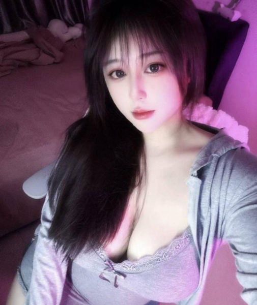 汉阳丰满少妇