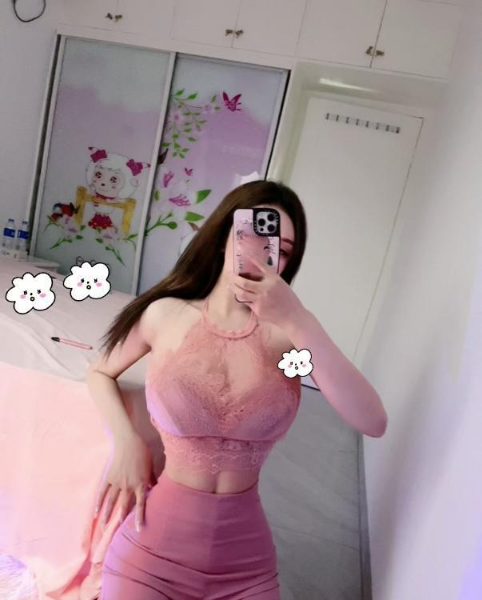 大胸少妇