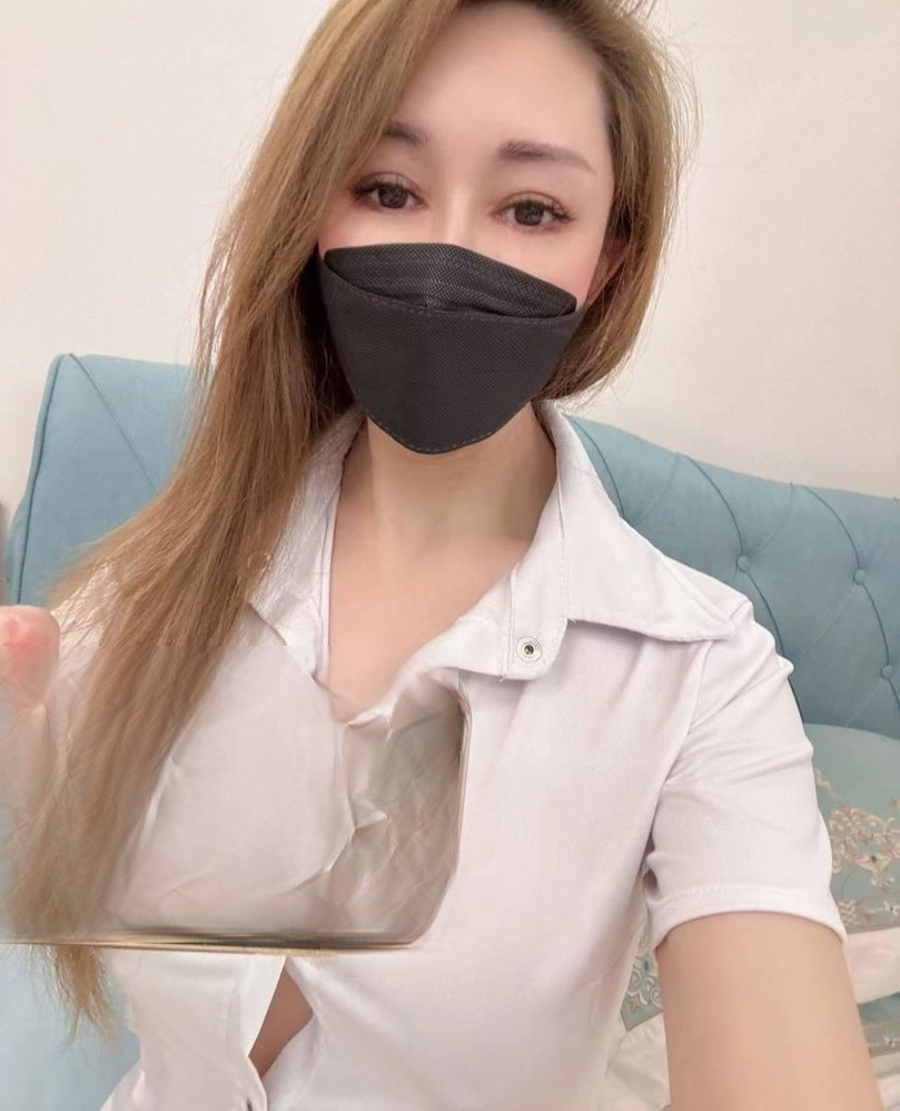 大奶健身糖糖