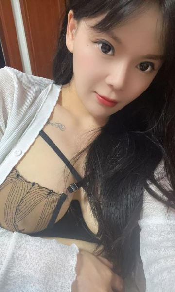 大胸少妇