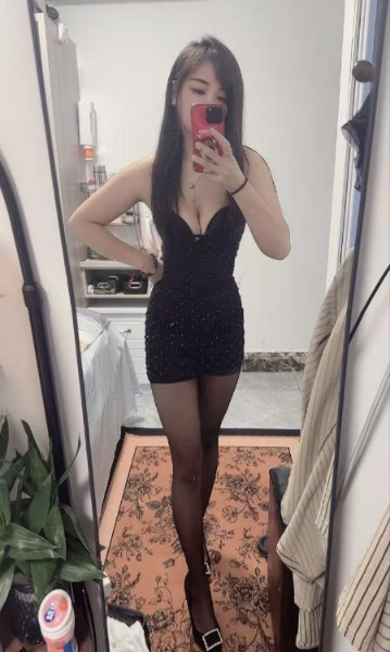 风骚黑丝长腿少妇