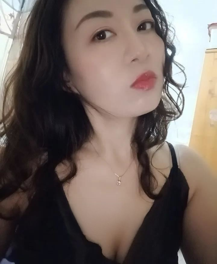 韵味少妇