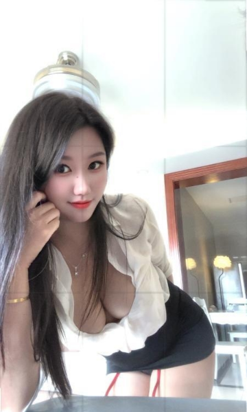 宝藏女孩桃子