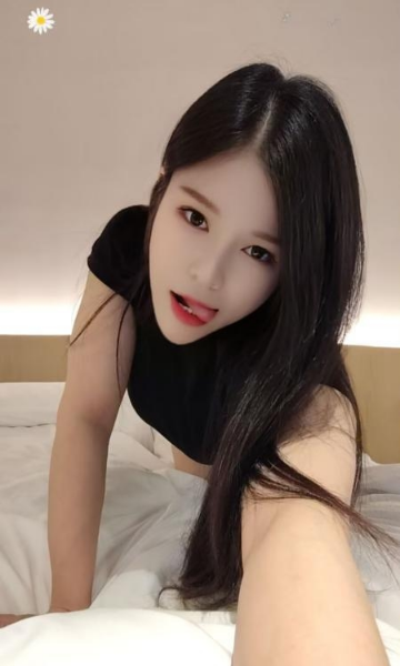 闵行彤彤