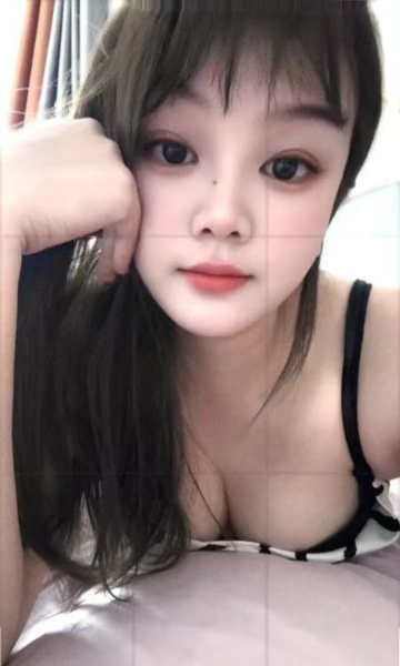 丰满美眉不输瘦
