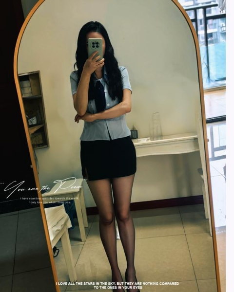 黄泥磅的小骚妹