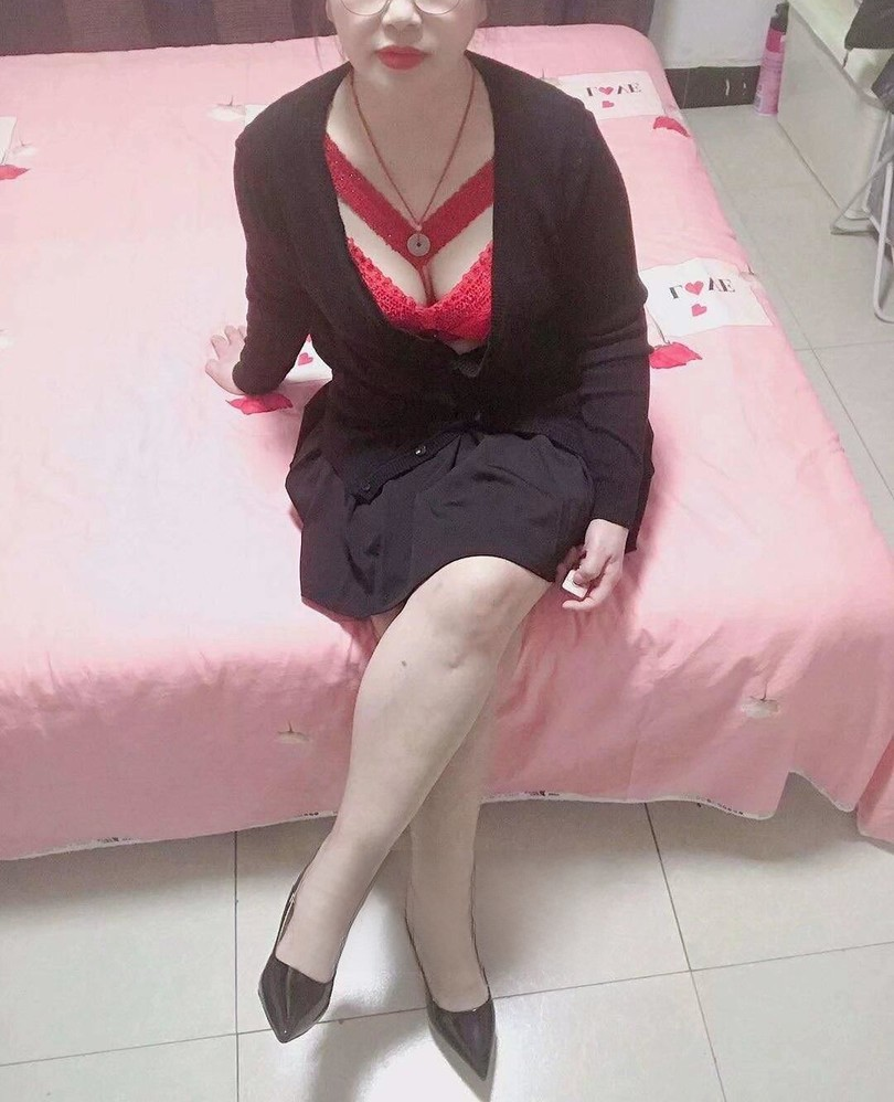 宝山泄火熟女芳姐