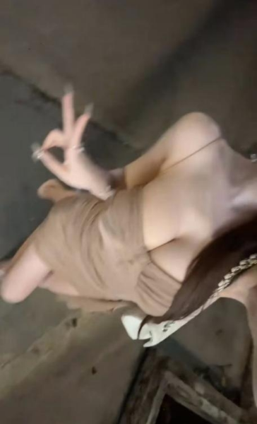 甜妹儿在包河