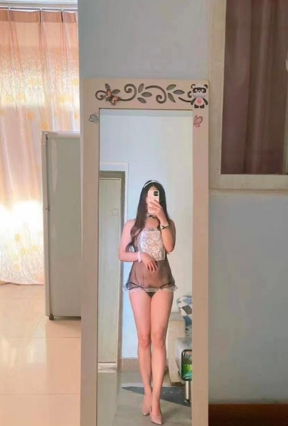 江边小鱼儿