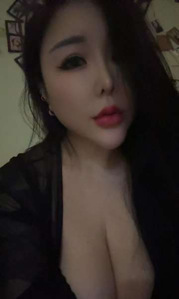 栖霞御姐小野猫
