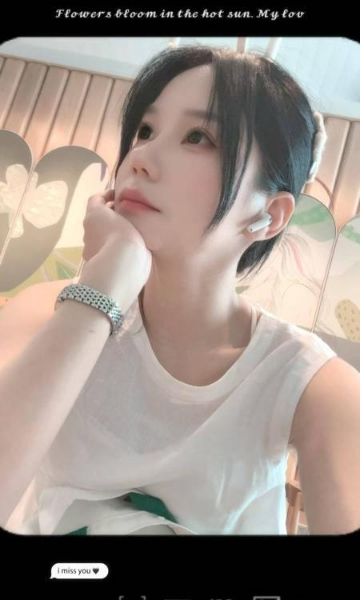 小个子骚妹