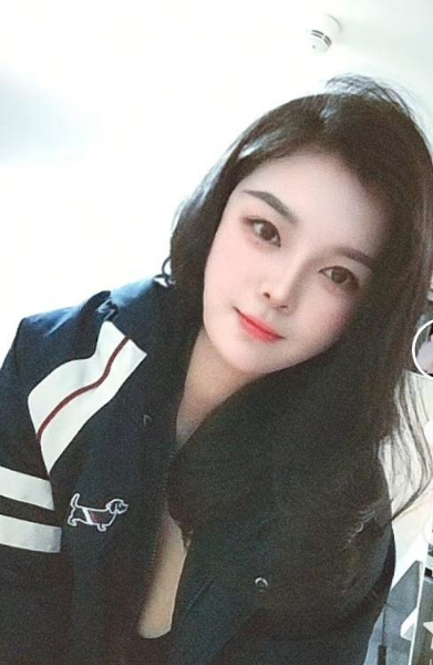 白云黄边桔子