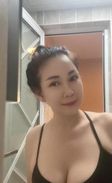 紫薇路熟女风信子