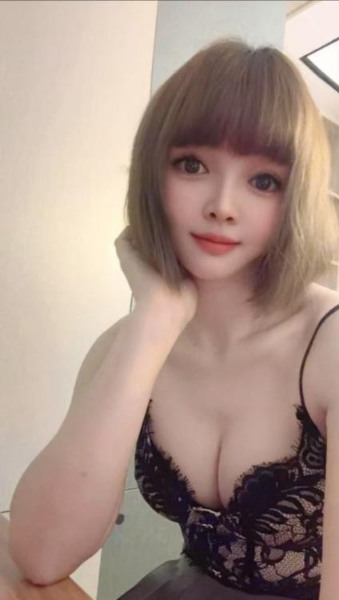 白云小小