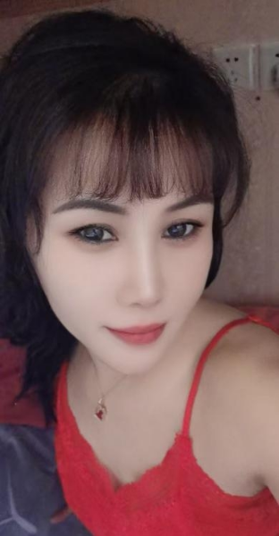 丰满大胸熟女
