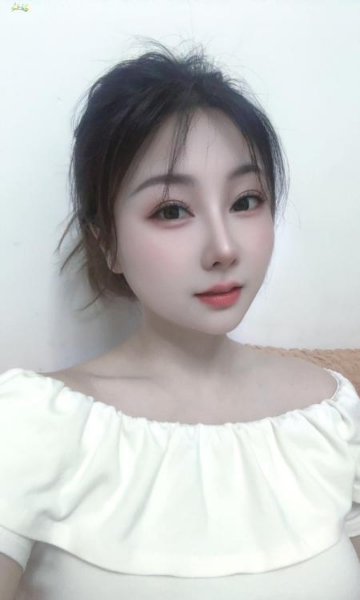 女友感雯雯