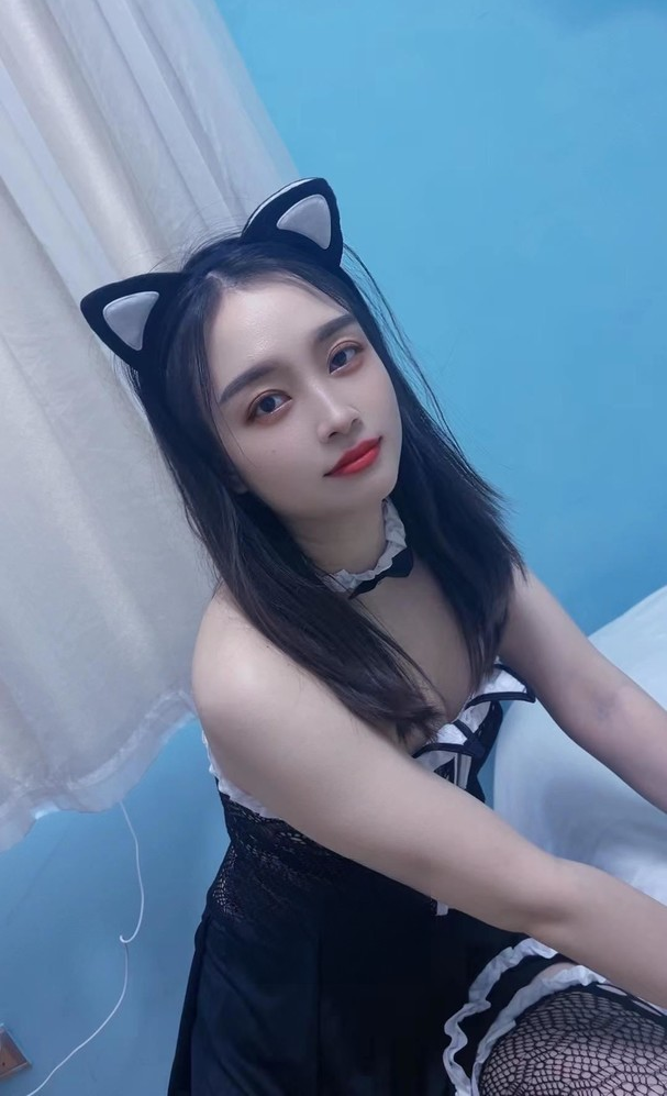 少女感少妇沐沐