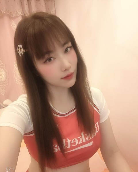 蜜桃臀冰淇淋