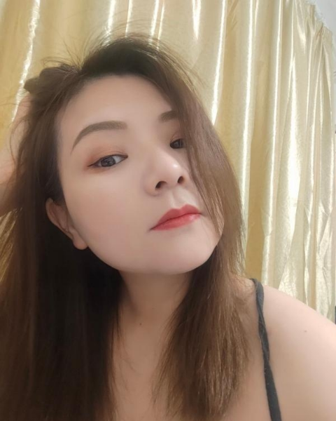 雨花贾西大胸美女