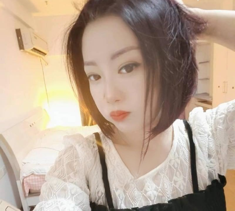 娇艳风骚妹子