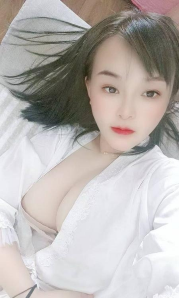 欢乐谷丰满姐姐