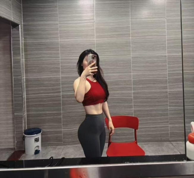 粉乳健身教练