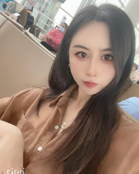 禅城长腿靓颖