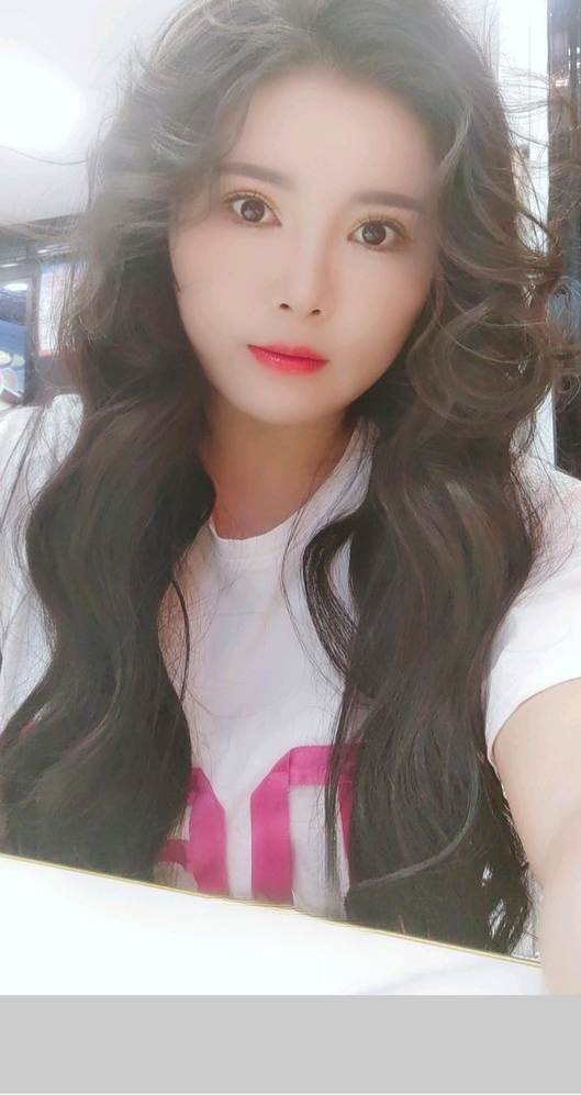 兼职大胸妹子