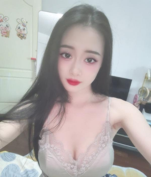 白云丰满大波妹