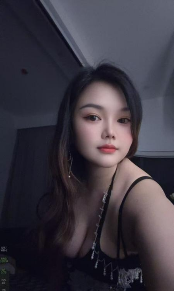 肥臀大奶e妹