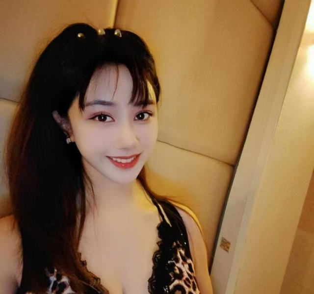 兼职小姐姐