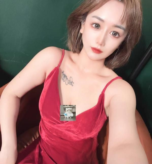 大白腿美女筱筱