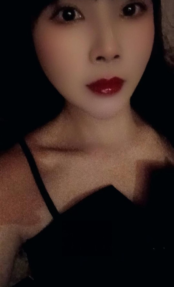 红牌楼少妇