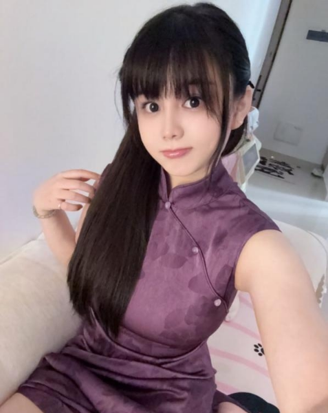 二刷大胸气质美女