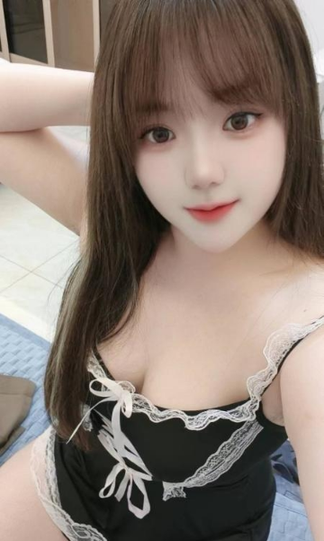 宝安天然大胸妹小甜心