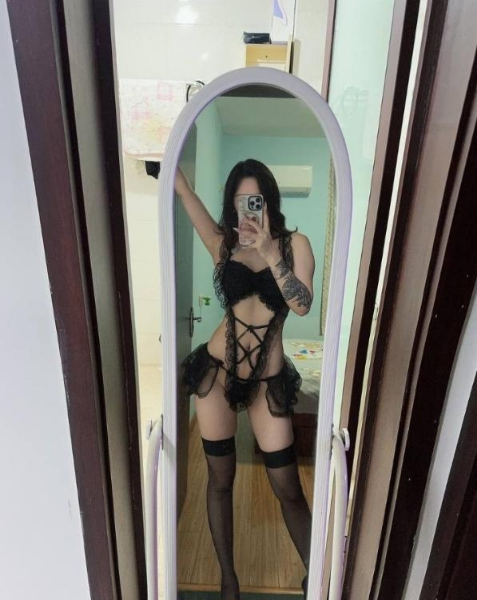 丝袜女王西西