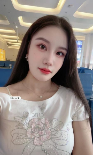 龙华西宝小姐姐