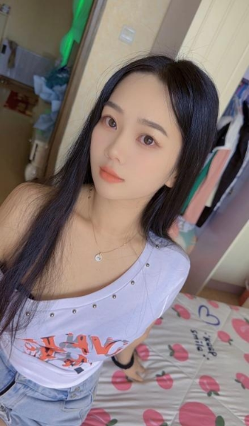 西门服务控芊雪