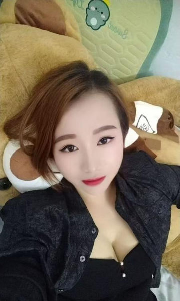 白云潮喷小黎