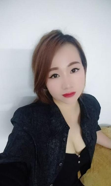 白云潮喷小黎