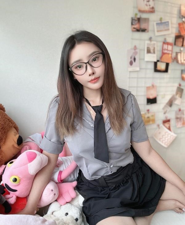 兼职小姐姐