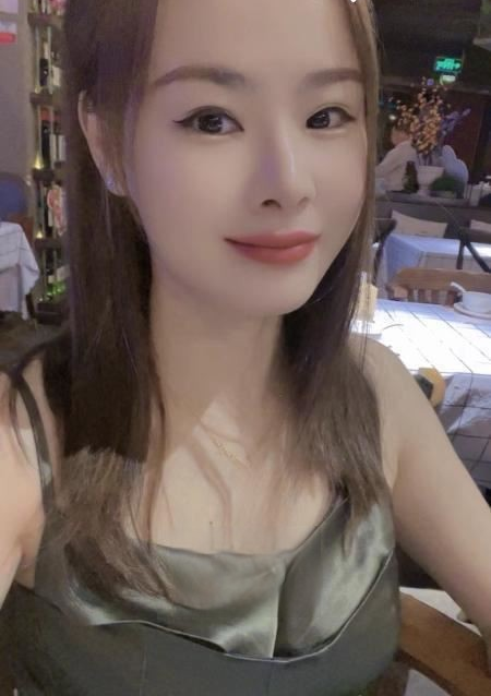 雨花台轻熟长腿少妇