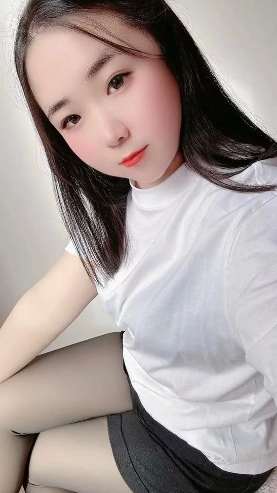 丰满小少妇