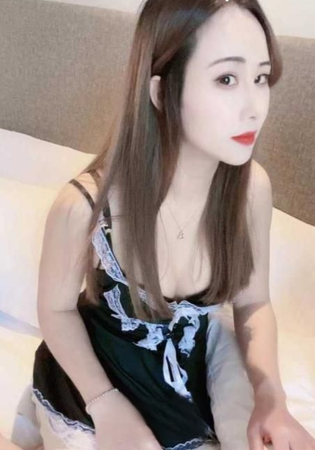 服务系小少妇灵灵