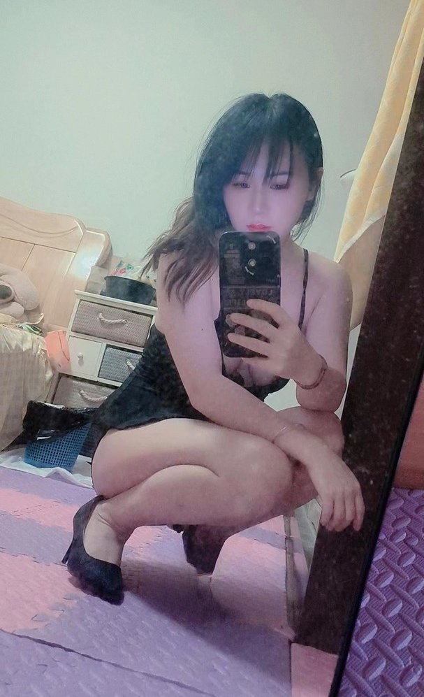 仙鹤街风韵大奶少妇