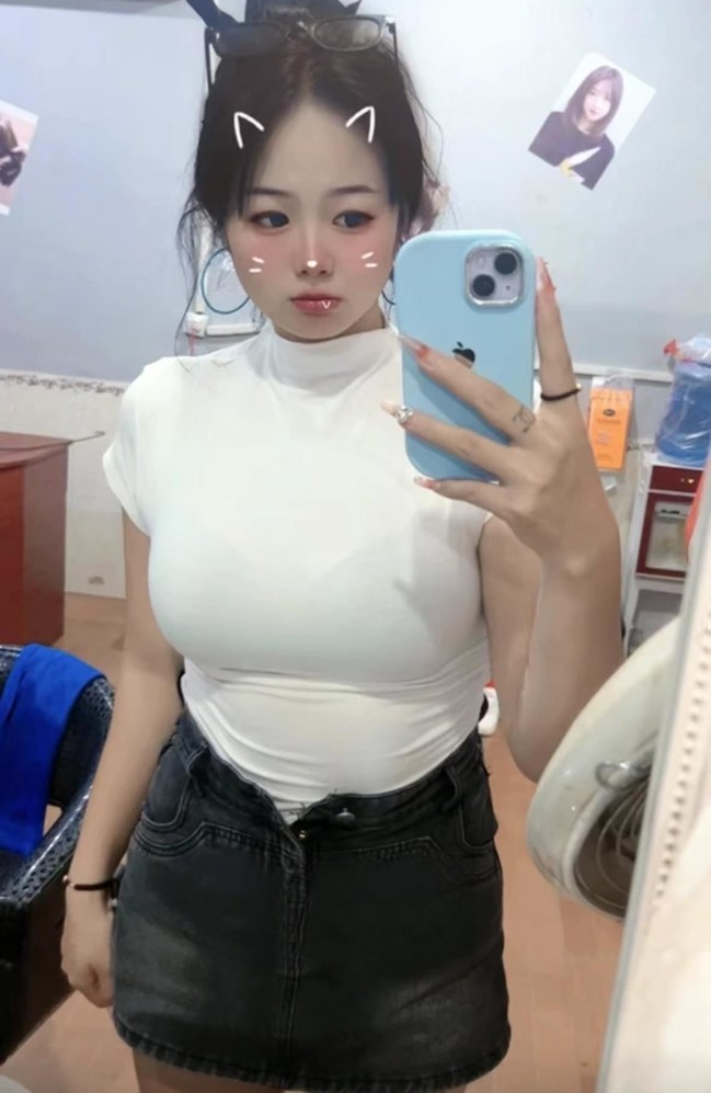 巨乳花花